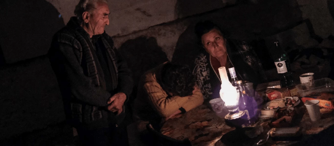 Οι Αζέροι «σφυροκόπησαν» όλη τη νύχτα το Στεπανεκέρτ και βομβαρδίζουν αμάχους: Οι κάτοικοι έχουν κρυφτεί στα καταφύγια